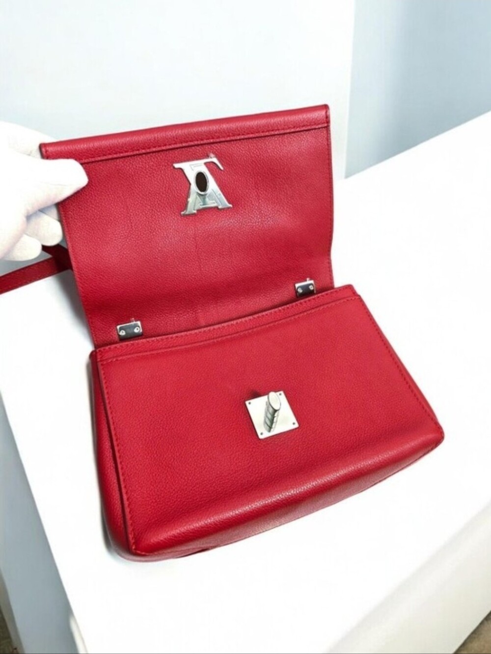 Louis Vuitton Lockme II BB Red Calfskin Leather Flap Crossbody Bag - Picture 5 of 16
